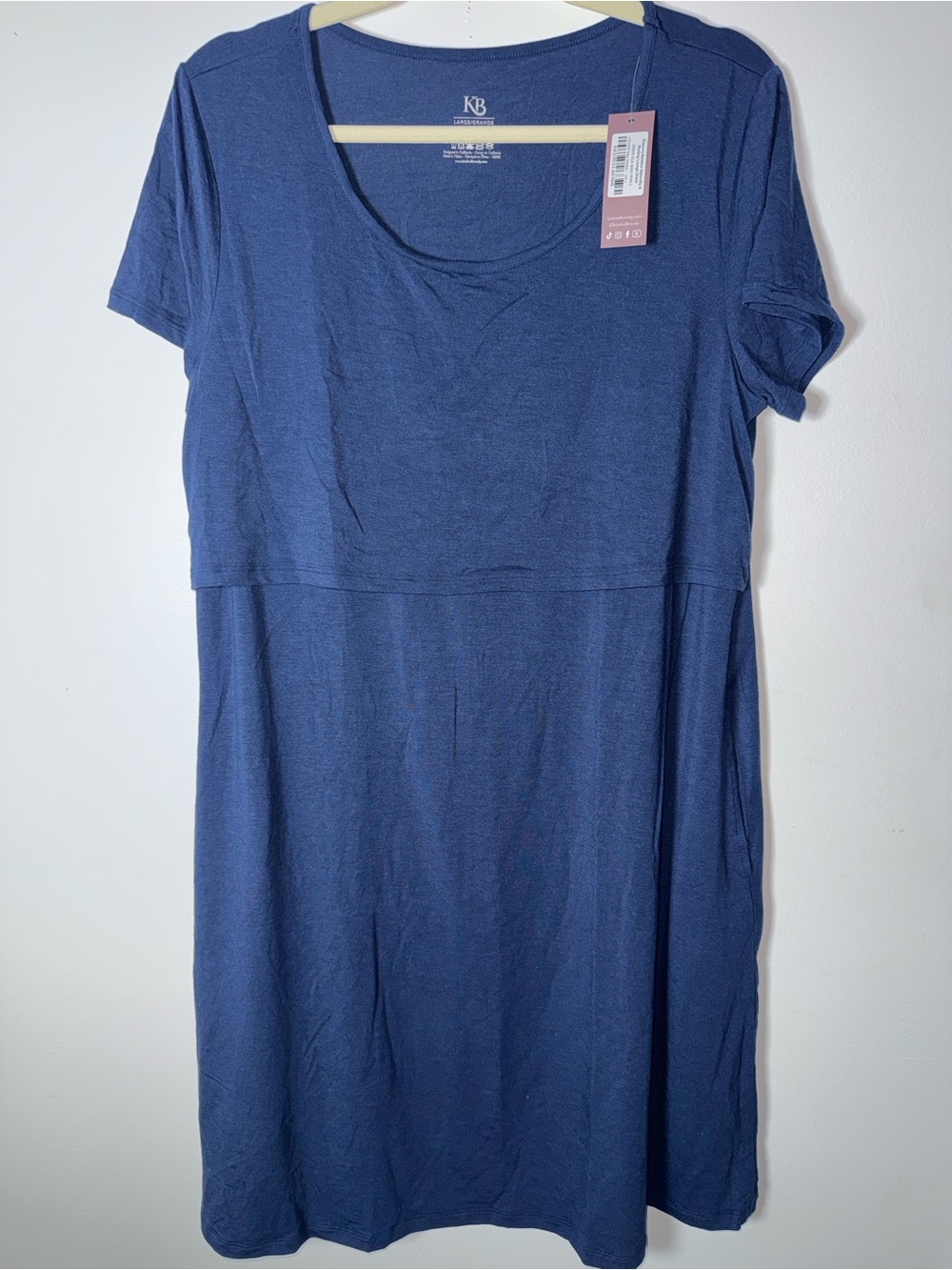 Kindred Bravely Womens Nursing Maternity Gown NWT